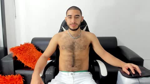 Snapshot of juandiegokingx chatting on March 6, 1:46 pm Juan Diego Uribe online show from March 6, 1:46 pm