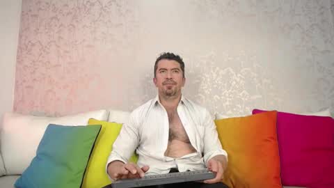 Juan k online show from September 29, 2:27 pm