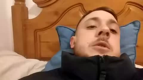 Snapshot of juanmapapiirico chatting on December 23, 12:25 am JuanmaSEX online show from December 23, 12:25 am