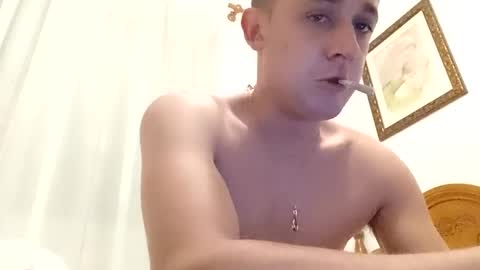 Snapshot of juanmapapiirico chatting on December 30, 3:14 am JuanmaSEX online show from December 30, 3:14 am