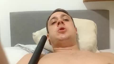 Snapshot of juanmapapiirico chatting on September 16, 2:35 am JuanmaSEX online show from September 16, 2:35 am