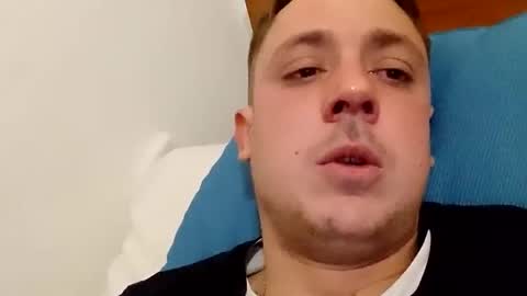Snapshot of juanmapapiirico chatting on February 7, 12:20 am JuanmaSEX online show from February 7, 12:20 am