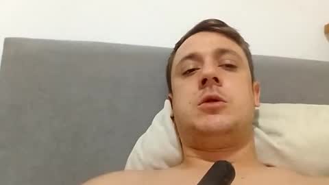Snapshot of juanmapapiirico chatting on September 11, 2:35 am JuanmaSEX online show from September 11, 2:35 am