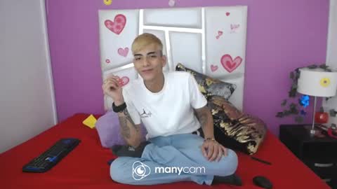 Snapshot of juanse18hot chatting on October 20, 4:39 am juanse18hot online show from October 20, 4:39 am