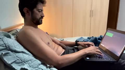 Snapshot of juanxxxo_ chatting on December 2, 5:19 am juanxxxo_ online show from December 2, 5:19 am