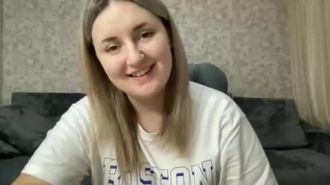 JudeValenti online show from September 17, 3:26 pm