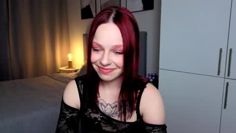 JudyMooon online show from April 1, 6:27 pm