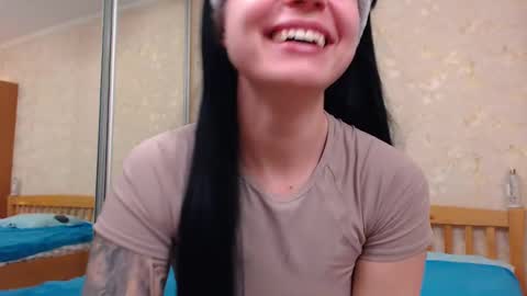 Snapshot of juicy_jesss chatting on February 2, 10:49 pm juicy_jesss online show from February 2, 10:49 pm