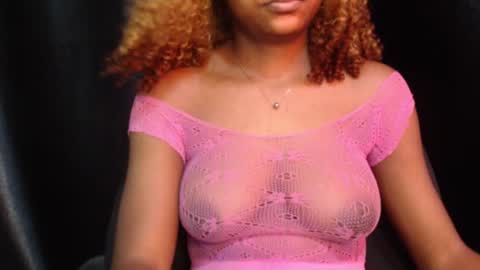 Snapshot of juicy_plumx chatting on February 14, 6:29 pm Wet Baddie online show from February 14, 6:29 pm