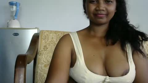 stellah online show from January 9, 12:33 pm