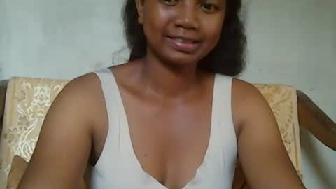Snapshot of juicy_pretty chatting on December 7, 3:31 am stellah online show from December 7, 3:31 am