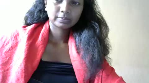 Snapshot of juicy_pretty chatting on February 17, 10:18 am stellah online show from February 17, 10:18 am