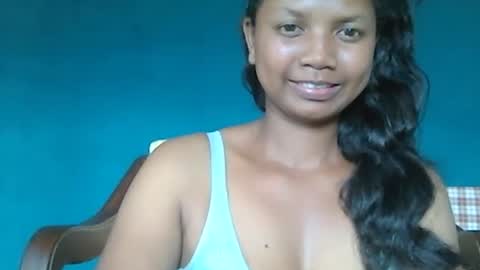 Snapshot of juicy_pretty chatting on January 13, 11:30 am stellah online show from January 13, 11:30 am