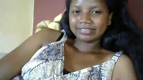Snapshot of juicy_pretty chatting on March 7, 10:13 am stellah online show from March 7, 10:13 am