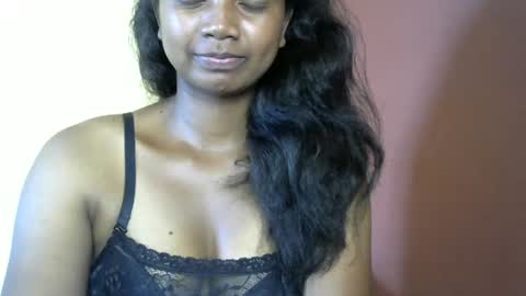 Snapshot of juicy_pretty chatting on March 4, 7:41 am stellah online show from March 4, 7:41 am