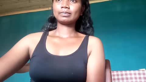 Snapshot of juicy_pretty chatting on January 21, 8:52 am stellah online show from January 21, 8:52 am