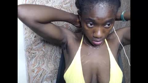 queen online show from February 8, 3:30 am