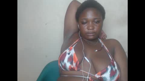 Snapshot of juicyboobssx chatting on September 19, 11:19 pm juicyboobssx online show from September 19, 11:19 pm