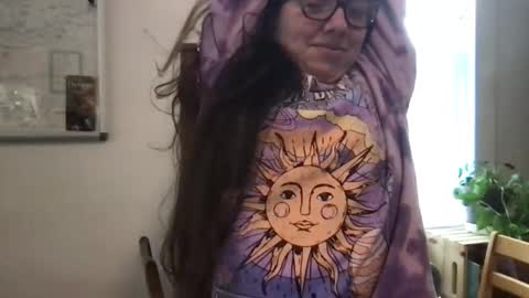 juicybootyqt online show from November 17, 7:38 pm