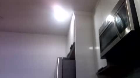 Snapshot of juicyexotic chatting on September 11, 11:33 am JuicyExotic online show from September 11, 11:33 am