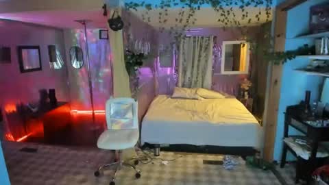 juicyjayxxx69 online show from September 29, 1:37 am