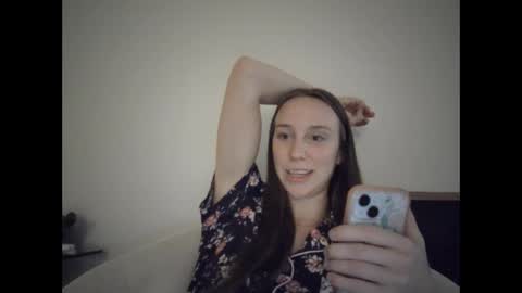 Snapshot of juicysavanah chatting on October 31, 6:58 am Sav online show from October 31, 6:58 am