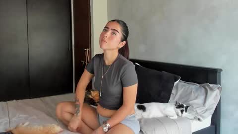 Andry but call me yulieth online show from September 23, 5:07 pm