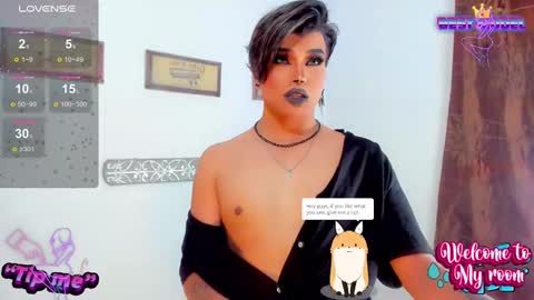 Snapshot of jujubee_lander chatting on September 20, 4:10 pm Jujubee online show from September 20, 4:10 pm