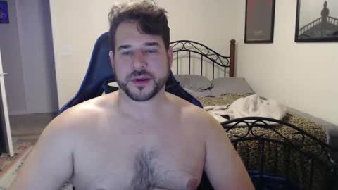 jules25 online show from October 18, 3:22 am