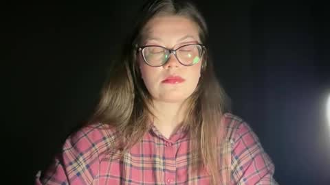 Jules online show from May 24, 7:42 pm