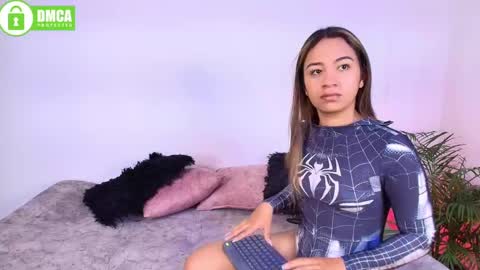 Jules and Gia online show from April 28, 2:21 pm