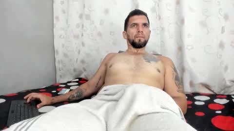 juleslake2 online show from September 19, 11:47 am