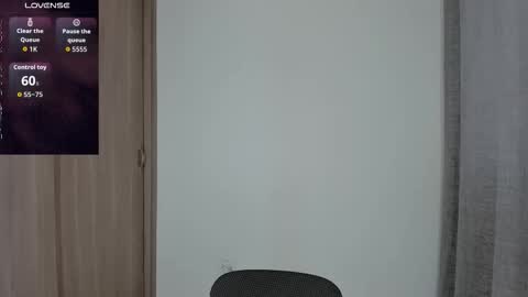 Juli Modelo Independiente online show from October 19, 6:12 pm