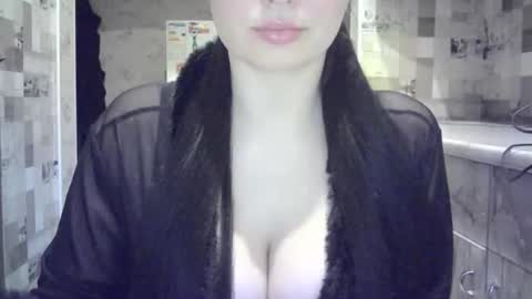 julia69009 online show from April 18, 7:58 pm