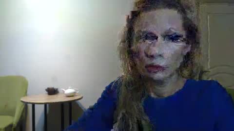 julia_giulia online show from January 14, 1:15 am