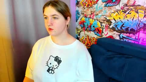 Julia Jips online show from November 2, 2:11 am