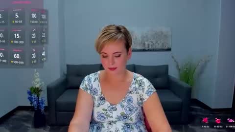 Julia online show from November 16, 7:10 am