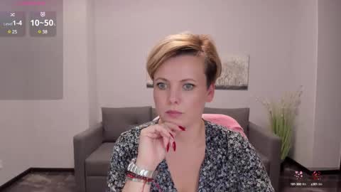 Julia online show from February 11, 6:22 pm