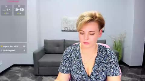 Julia online show from March 9, 1:26 pm