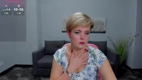 Julia online show from January 24, 6:57 am