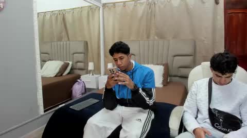 julian billy online show from February 6, 11:42 am