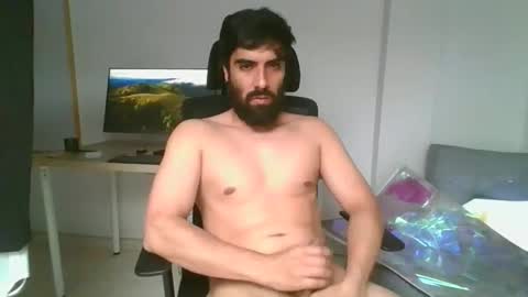 julian_patino online show from February 13, 11:08 pm