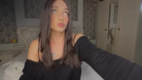 julian_win online show from June 14, 6:32 pm