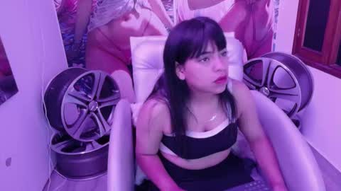 juli online show from September 20, 2:53 pm