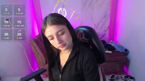 juliana_diamond_ online show from February 13, 3:32 am