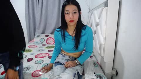 Snapshot of juliana_ls chatting on December 14, 12:11 am Juliana online show from December 14, 12:11 am