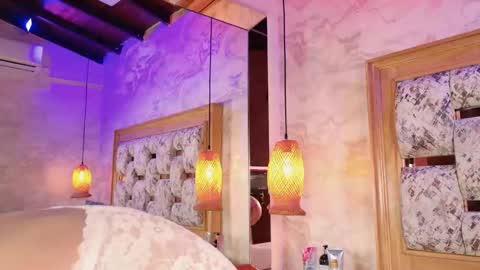 juliana_mendez25 online show from September 26, 8:39 pm