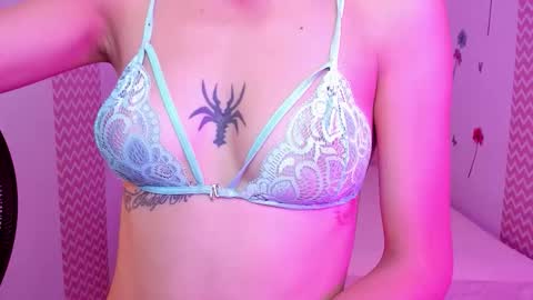 juliana online show from October 1, 12:59 pm