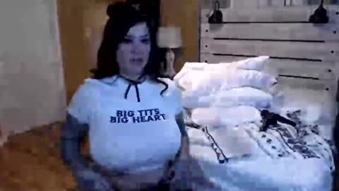 Texas Mamasita online show from March 6, 6:37 pm