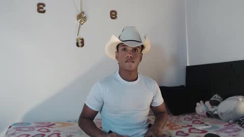 Juliann online show from October 24, 4:52 pm